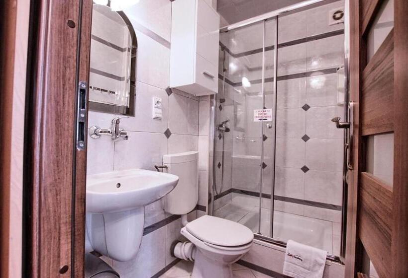 اتاق استاندارد, Willa Zakobystra