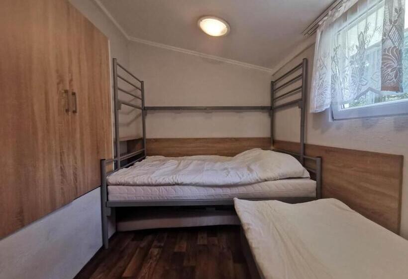 一居室别墅, Centrum Trzy Jeziora Wieleń