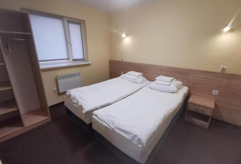 带2个卧室的公寓, Centrum Trzy Jeziora Wieleń