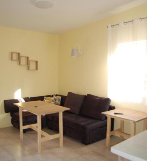 一居室别墅, Centrum Trzy Jeziora Wieleń