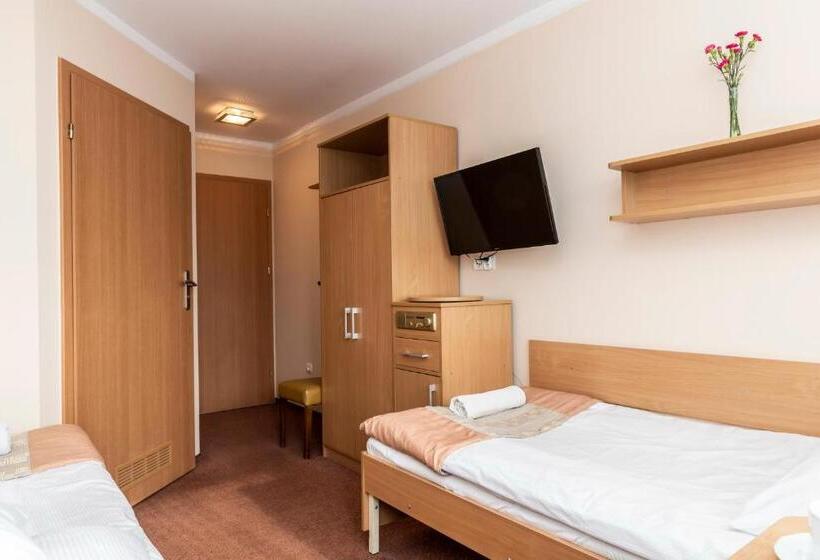 חדר סטנדרט עם מרפסת, Ziemowit