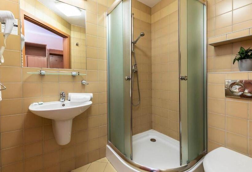 חדר סטנדרט עם מרפסת, Ziemowit