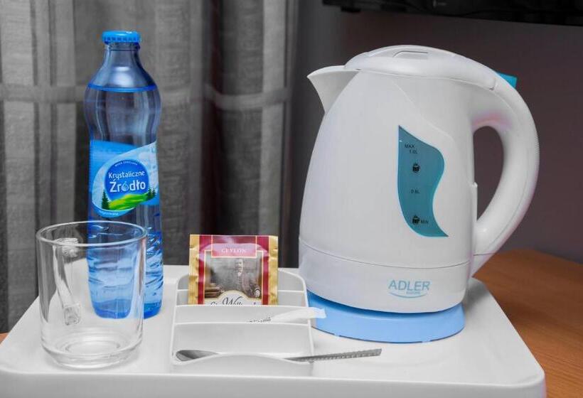 סטודיו סטנדרט עם מרפסת, Ziemowit