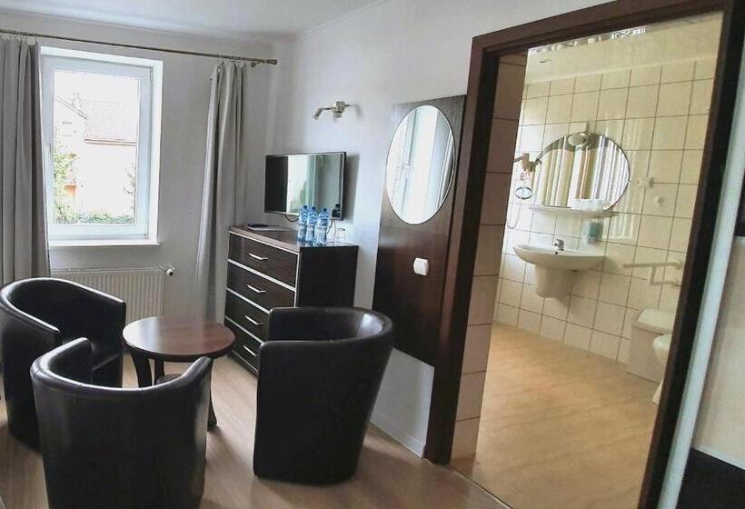 חדר סטנדרט לשלושה, Spa Barlinek, Hotel Alma & Spa