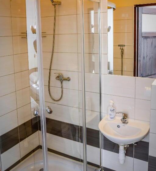 标准间, Beskidpark