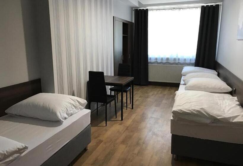 バスルーム共有のトリプルスタンダード, Noclegi Mikołów