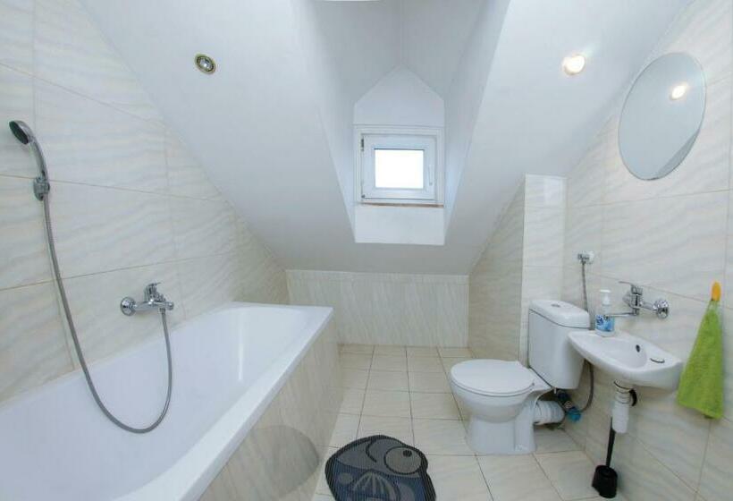 اتاق استاندارد, Place4us