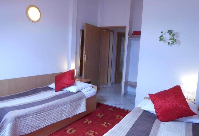 اتاق استاندارد, As