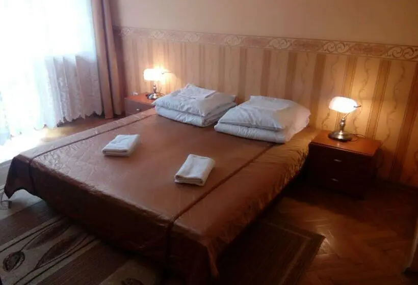 Standard-huone, Boży Dar
