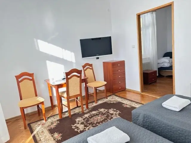Standard Kolmen Hengen Huone, Boży Dar