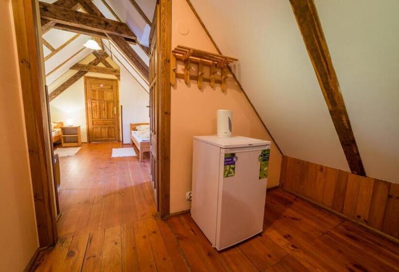 استودیوی استاندارد, Folwark łuknajno Nad Jeziorem śniardwy