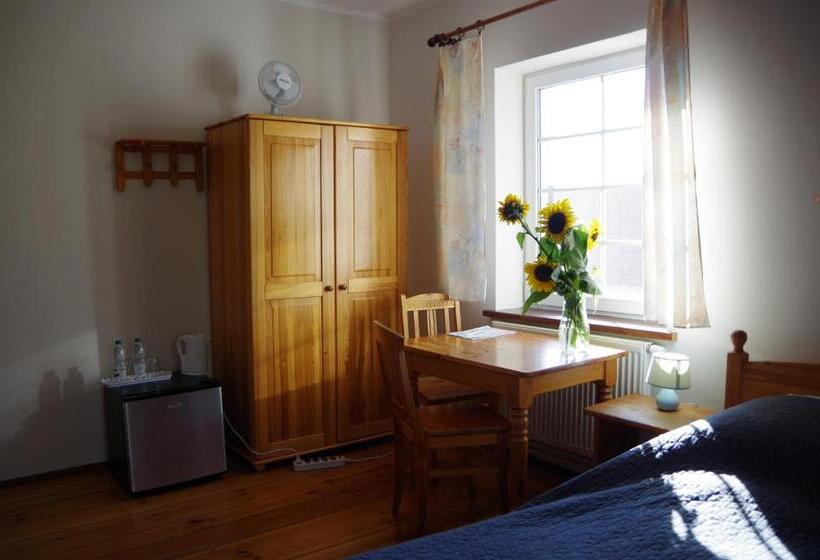 اتاق استاندارد سه نفره, Folwark łuknajno Nad Jeziorem śniardwy