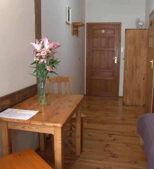 اتاق استاندارد با چشم‌انداز دریاچه, Folwark łuknajno Nad Jeziorem śniardwy