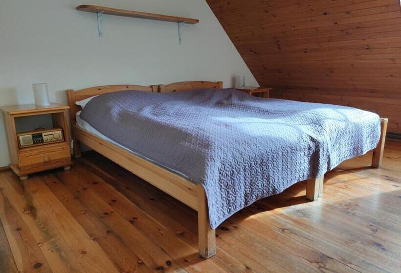 اتاق استاندارد با چشم‌انداز دریاچه, Folwark łuknajno Nad Jeziorem śniardwy