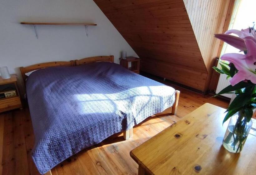 اتاق استاندارد با چشم‌انداز دریاچه, Folwark łuknajno Nad Jeziorem śniardwy