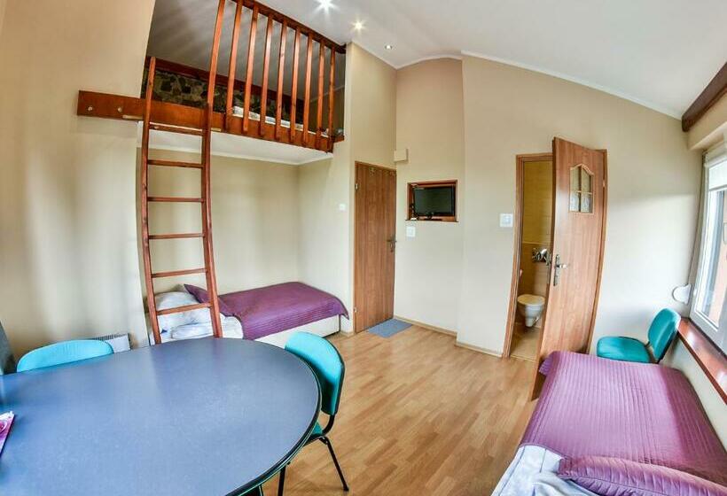 4인용 스탠다드 룸, Gościniec Pod Markizami