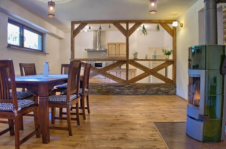 デラックスルーム, Relaks