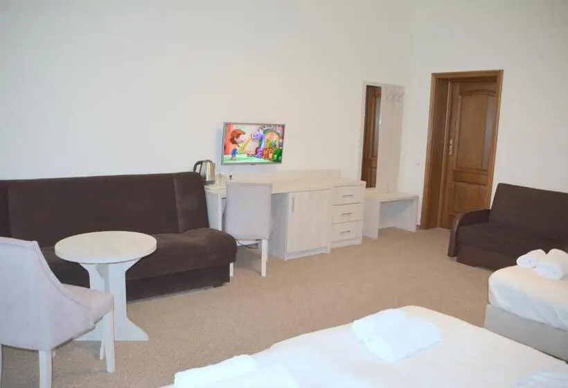スタンダード４人部屋, Villa Antica