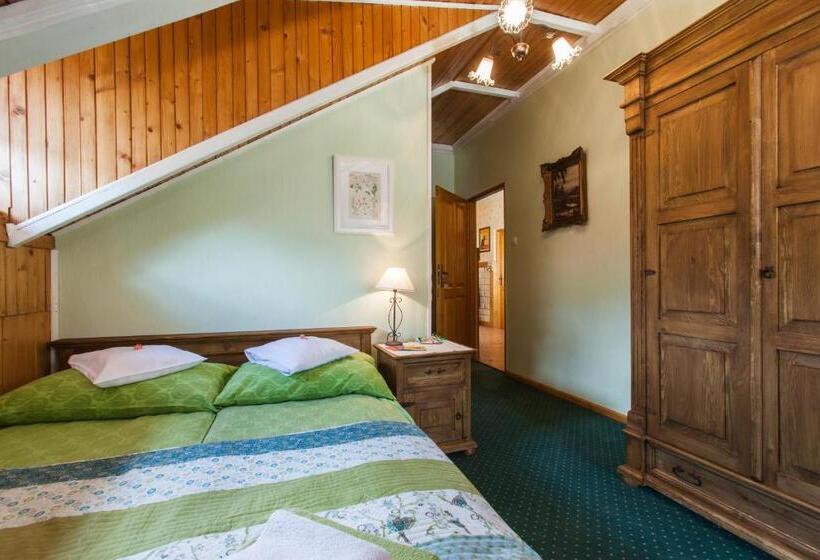 اتاق لوکس, Villa Cynamon