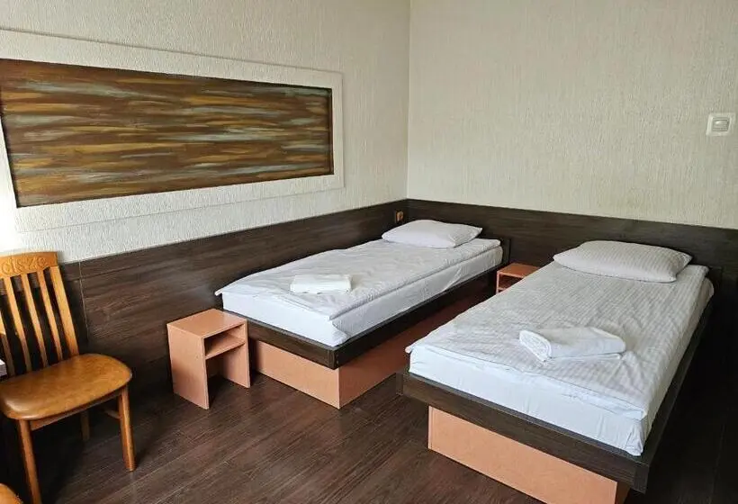Standard-huone, Zacisze