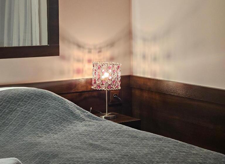 اتاق استاندارد با تخت بزرگ, Zacisze