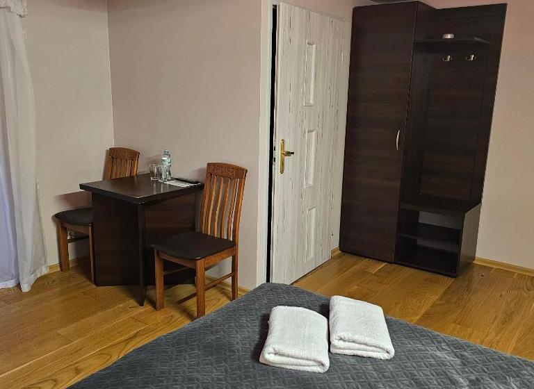 اتاق استاندارد با تخت بزرگ, Zacisze