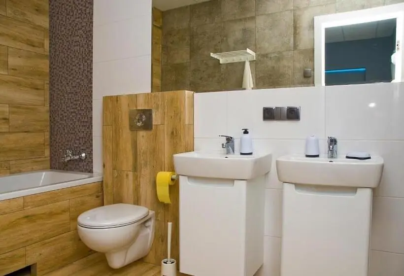 اتاق لوکس با تخت بزرگ, Hostel Filip 2