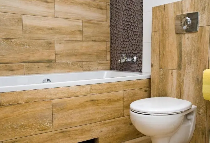 اتاق لوکس با تخت بزرگ, Hostel Filip 2