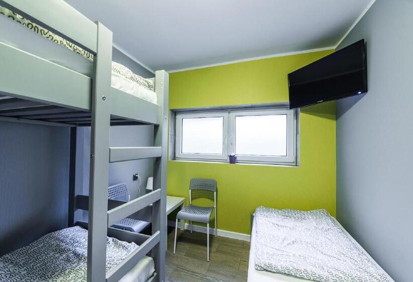 Номер Стандарт Трехместный, Hostel Filip 2