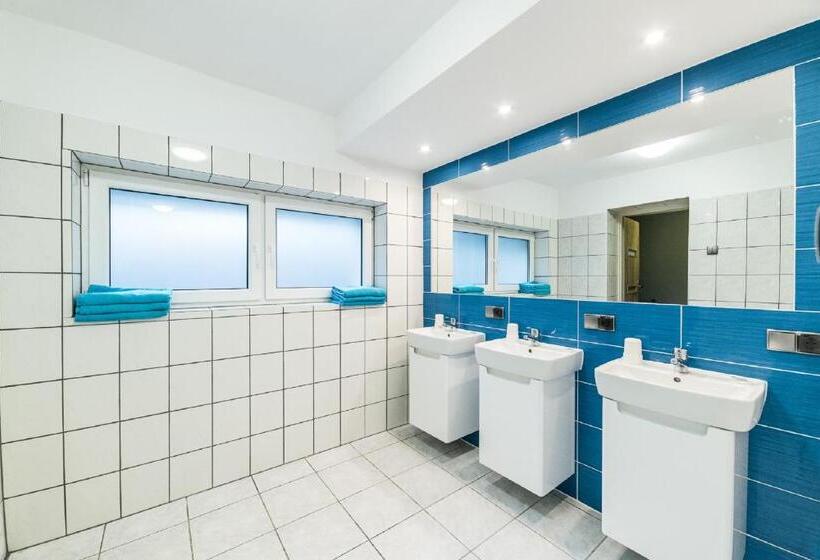 Кровать в Общей Комнате, Hostel Filip 2