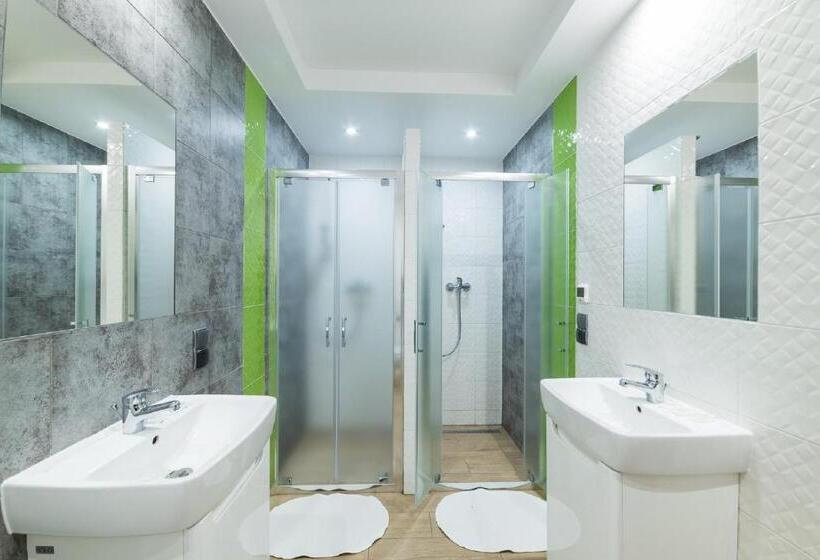 Кровать в Общей Комнате, Hostel Filip 2