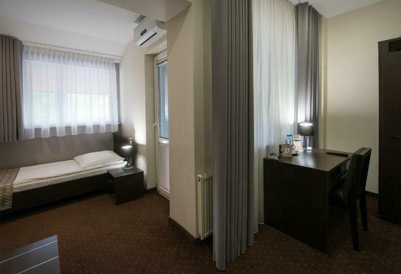 اتاق استاندارد, Capitol