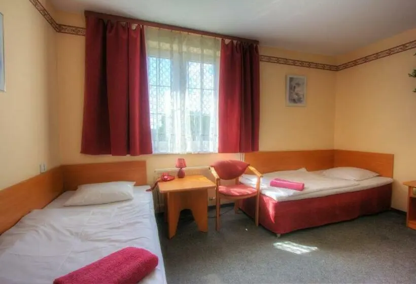 Standard-huone, Margo