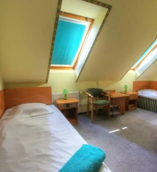 Standard-huone, Margo