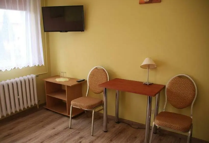 スタンダードルーム, Zajazd Pod Kominkiem Brzoza Koło Torunia