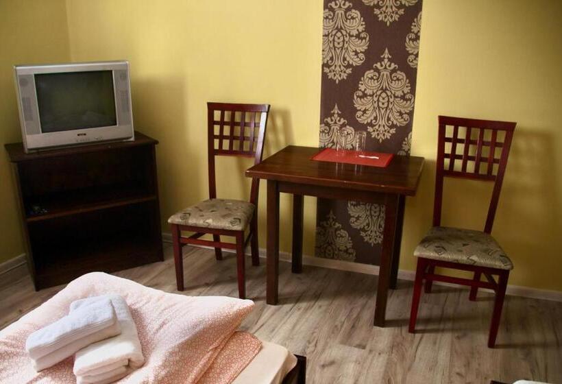 חדר סטנדרט יחיד, Zajazd Pod Kominkiem   Brzoza Koło Torunia