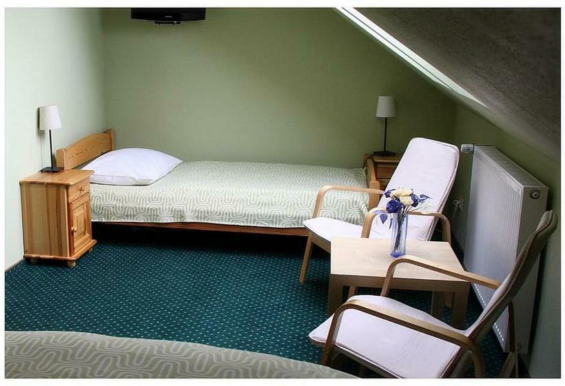 スタンダードトリプルルーム, Krokus