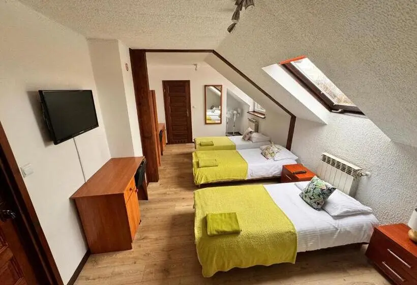 スタンダード4人部屋, Villa Beata