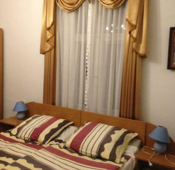 Номер Deluxe, Willa Janina