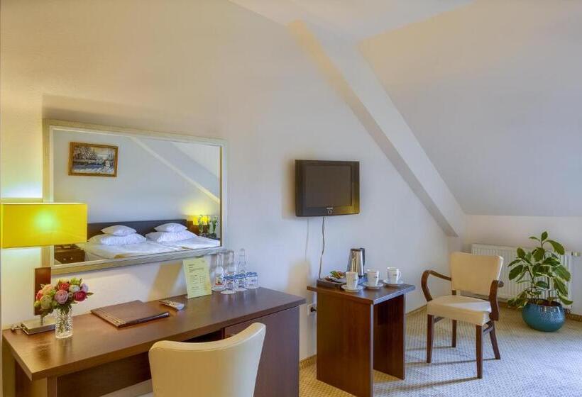 اتاق استاندارد سه نفره, 4 Pory Roku & Spa