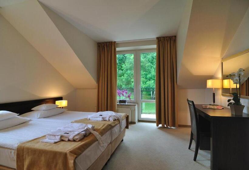 آپارتمان لوکس 1 خوابه, 4 Pory Roku & Spa