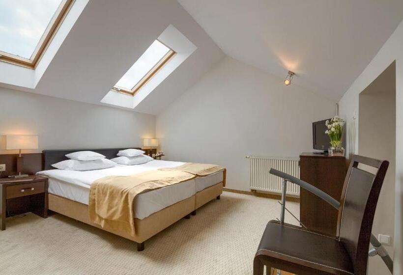 آپارتمان دوبلکس 1 خوابه, 4 Pory Roku & Spa