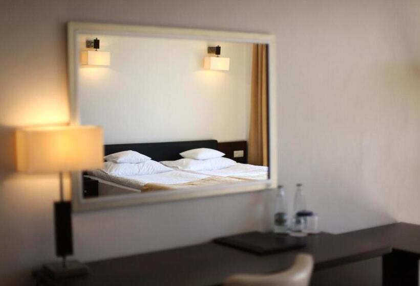 اتاق استاندارد, 4 Pory Roku & Spa