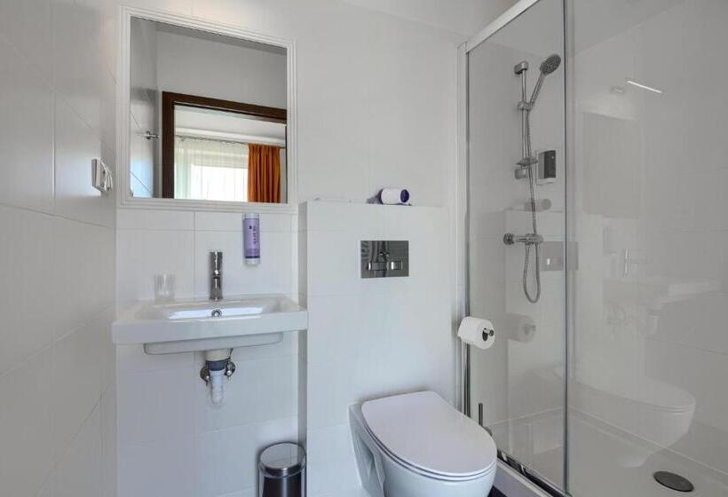 خانه 1 خوابه, 4 Pory Roku & Spa