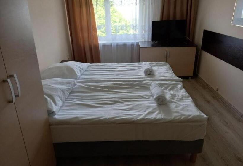 חדר סטנדרט לשלושה, Halny Natura Tour