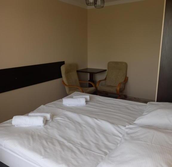 חדר סטנדרט לשלושה, Halny Natura Tour