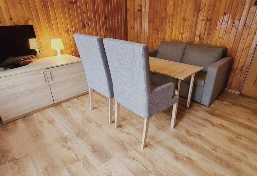 דירה בת חדר שינה 1 עם מרפסת, Halny Natura Tour