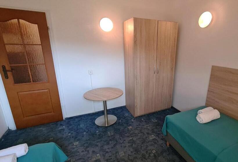 דירה בת חדר שינה 1 עם מרפסת, Halny Natura Tour