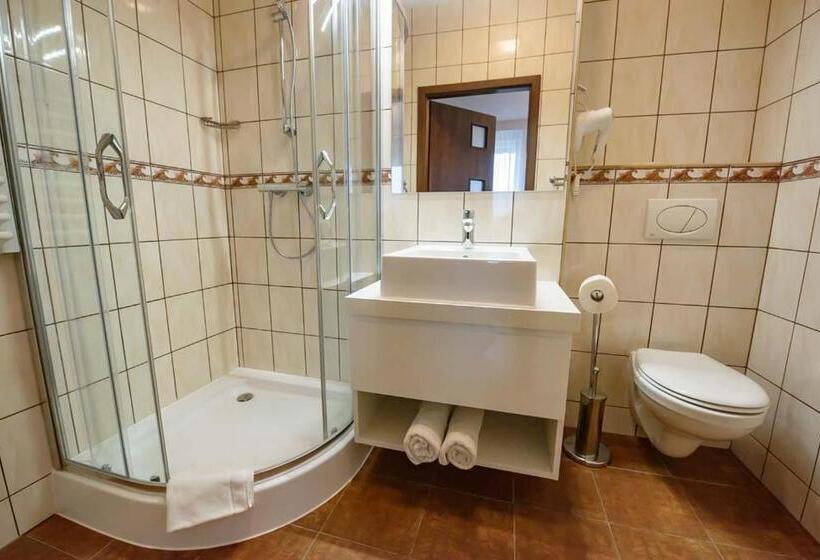 اتاق لوکس, Ośrodek Szkoleniowo Wypoczynkowy Galicya