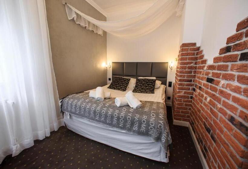 标准三人间, Rezydencja Pod Tężnią & Spa